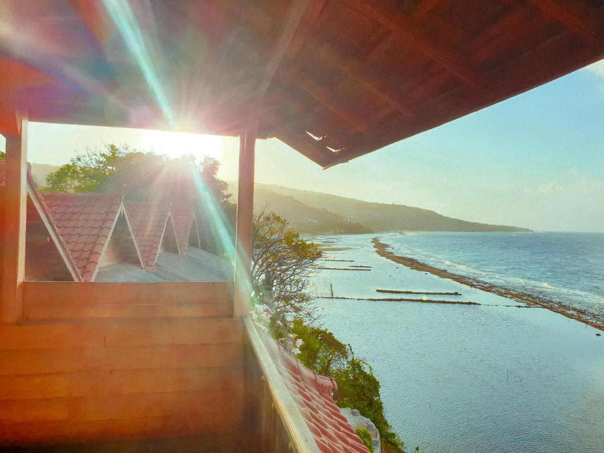 Malibu Huts Hotel Semaya Eksteriør billede