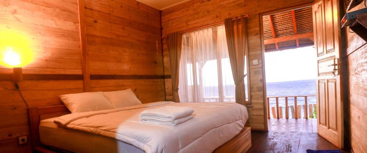 Malibu Huts Hotel Semaya Eksteriør billede
