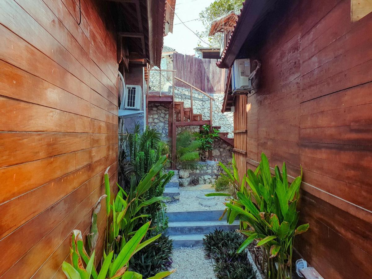 Malibu Huts Hotel Semaya Eksteriør billede