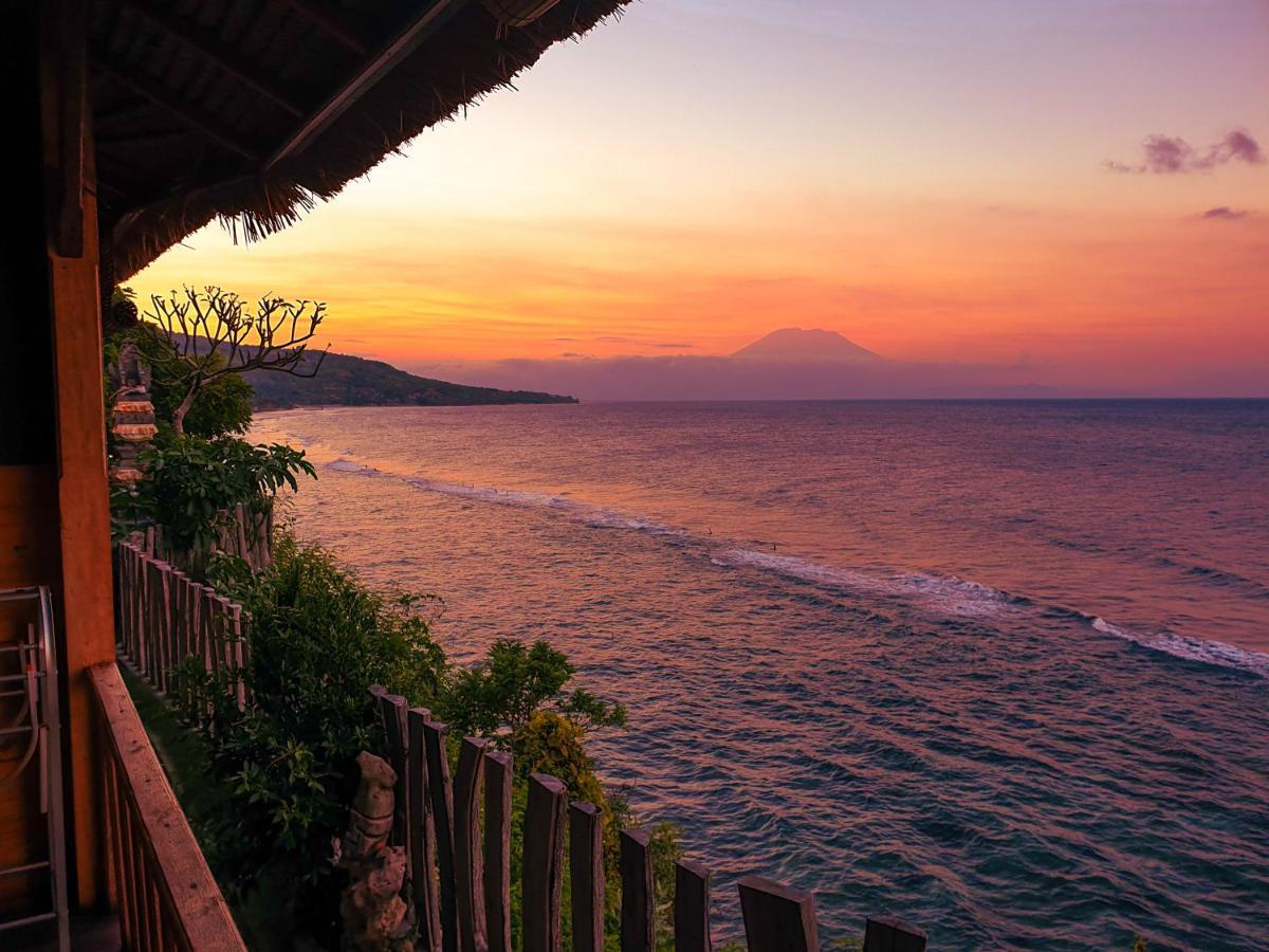 Malibu Huts Hotel Semaya Eksteriør billede