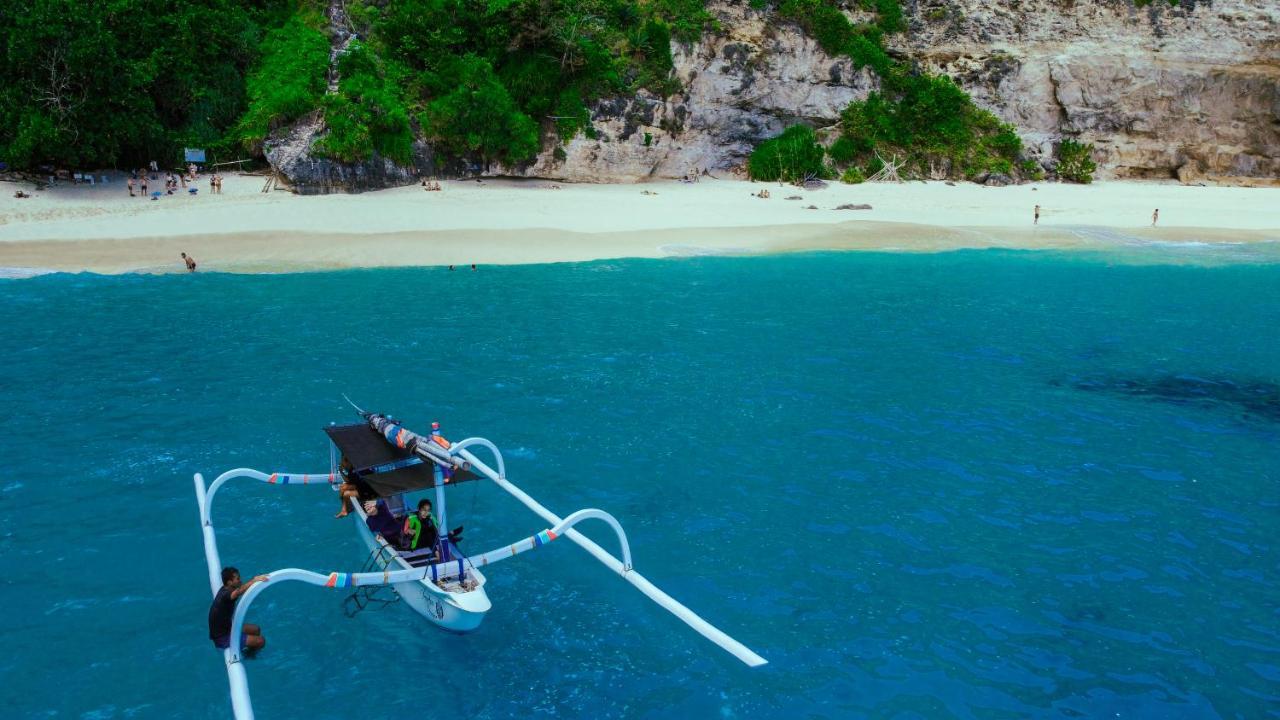 Malibu Huts Hotel Semaya Eksteriør billede